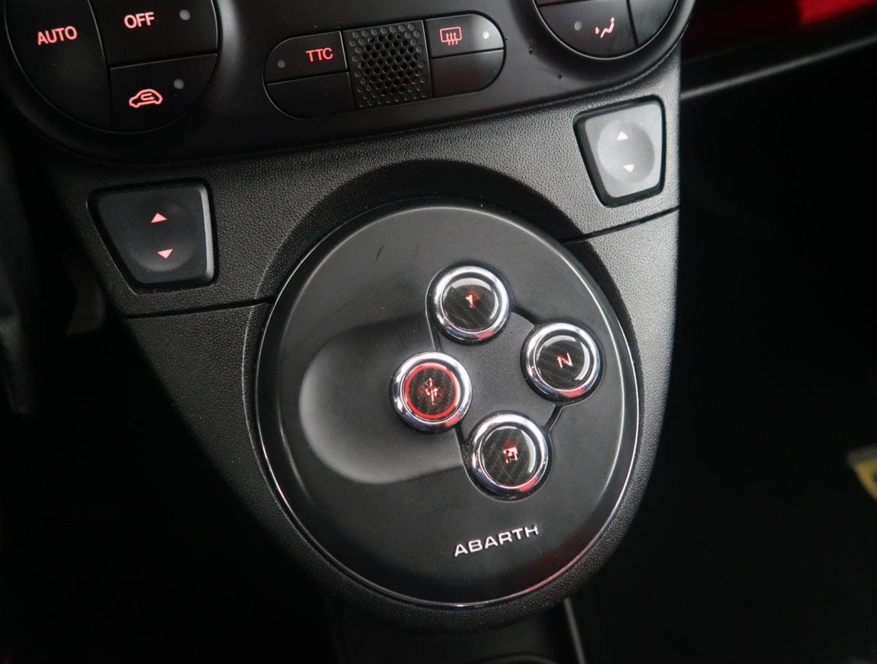 2013 Abarth 500 - 20