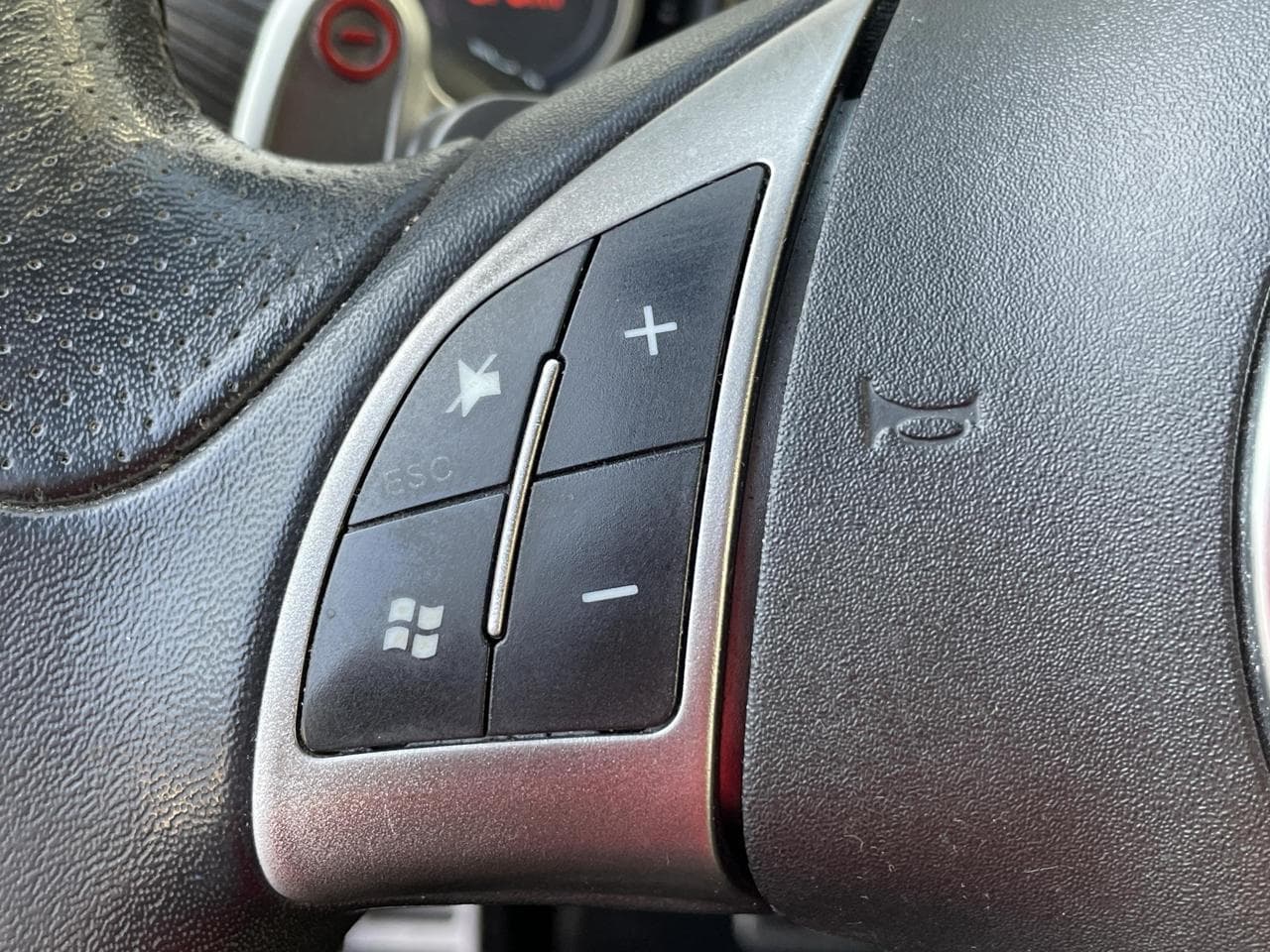 2012 Abarth 500 - 13