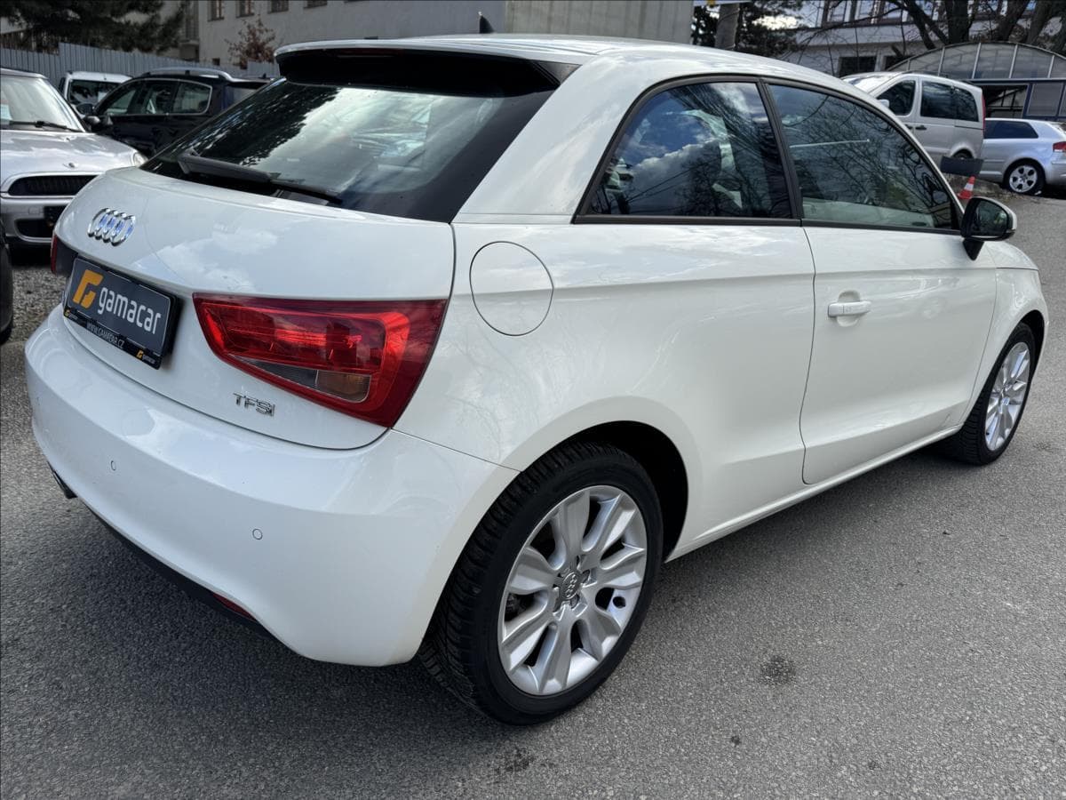 2011 Audi A1 - 12