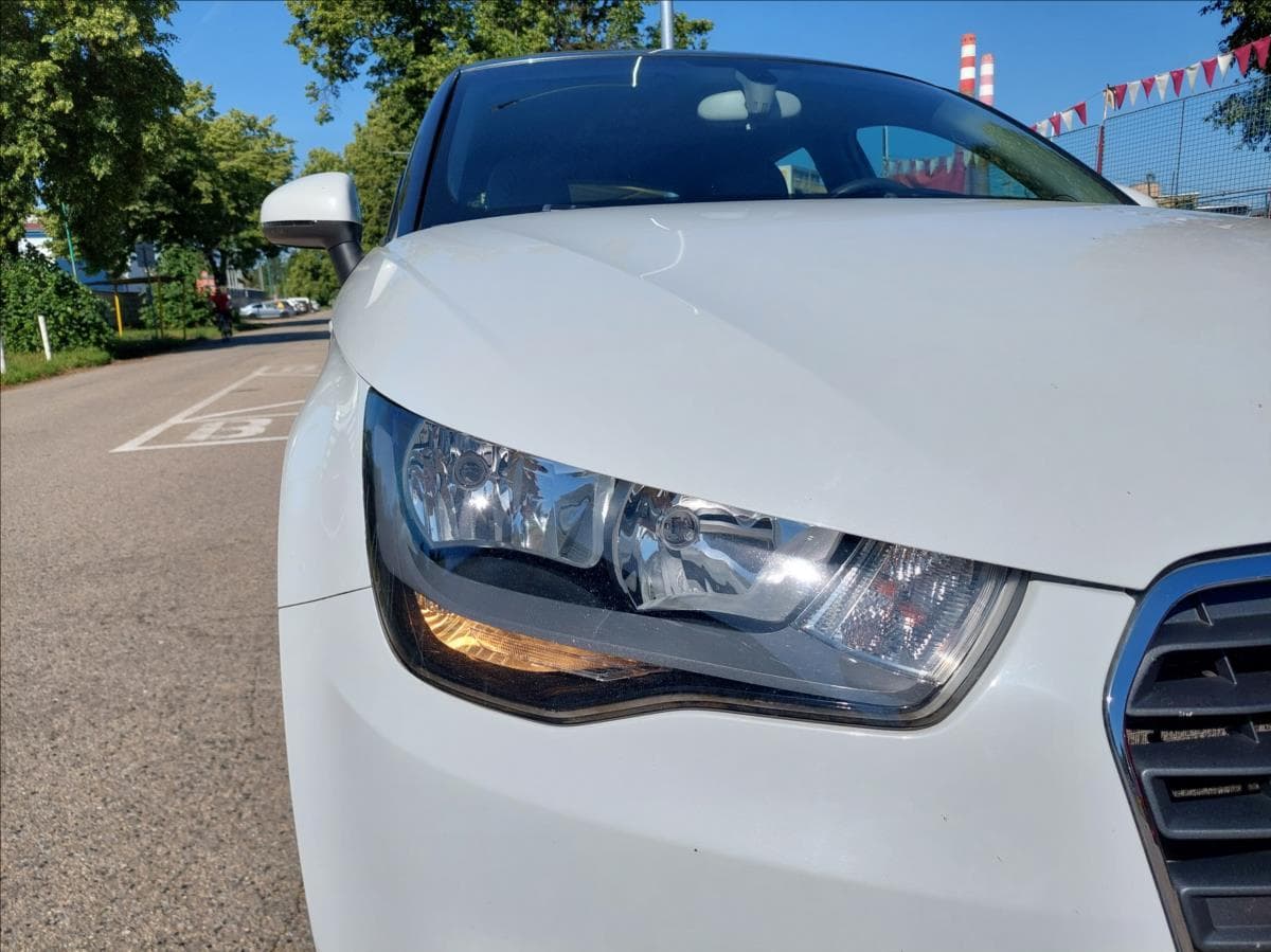 2012 Audi A1 - 9
