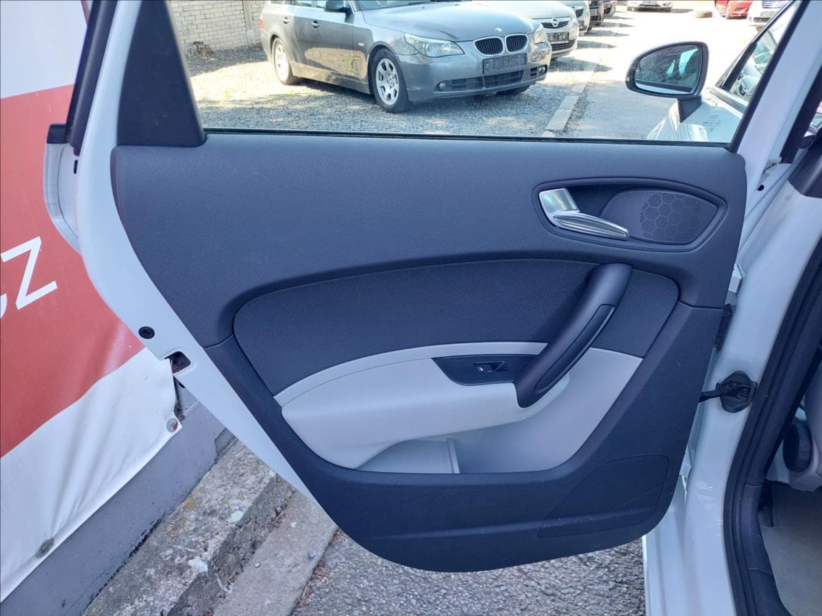 2012 Audi A1 - 19