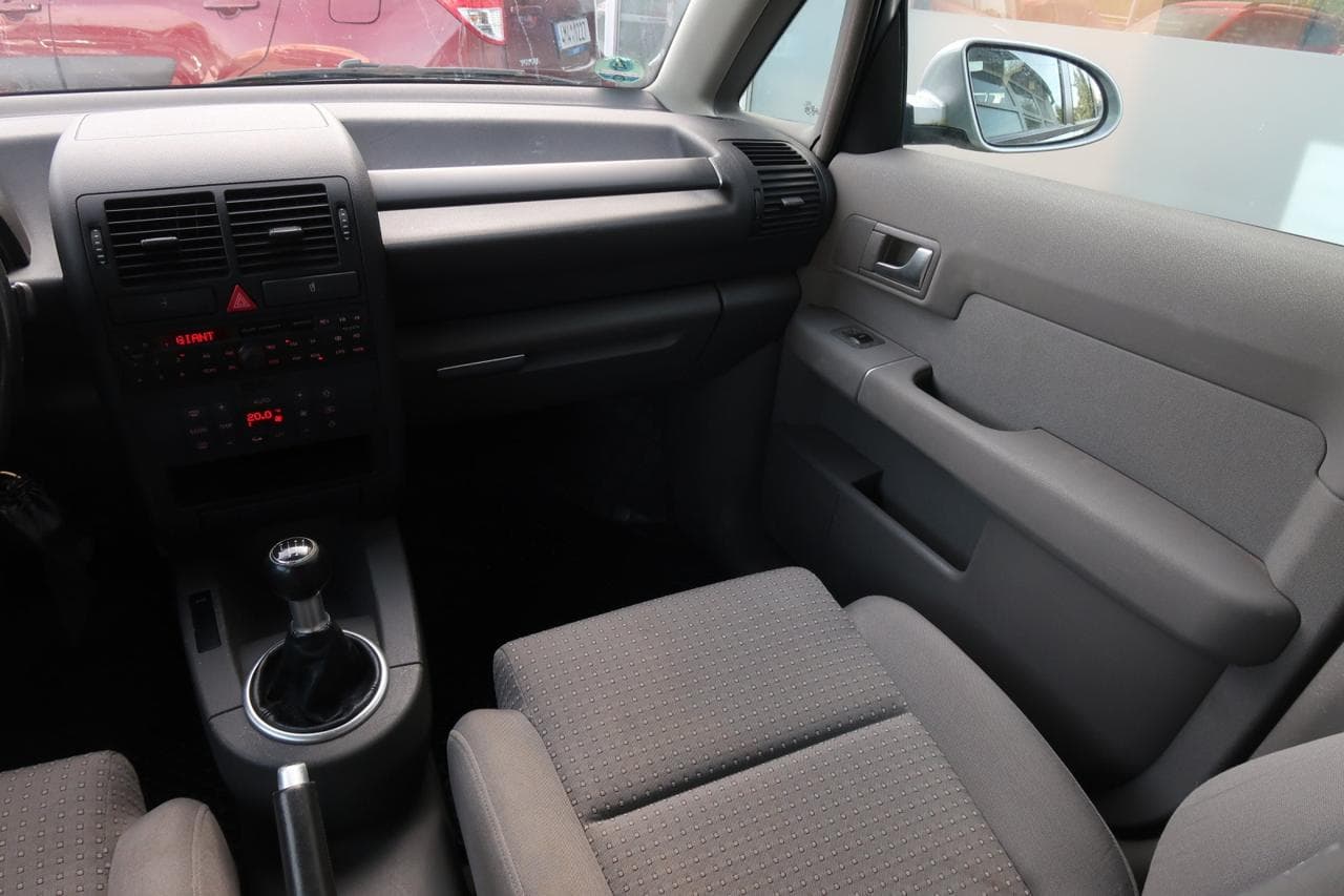 2001 Audi A2 - 11