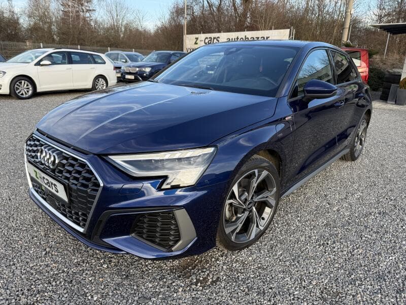 Audi A3 40 TFSIe S-line Sportback hatchback