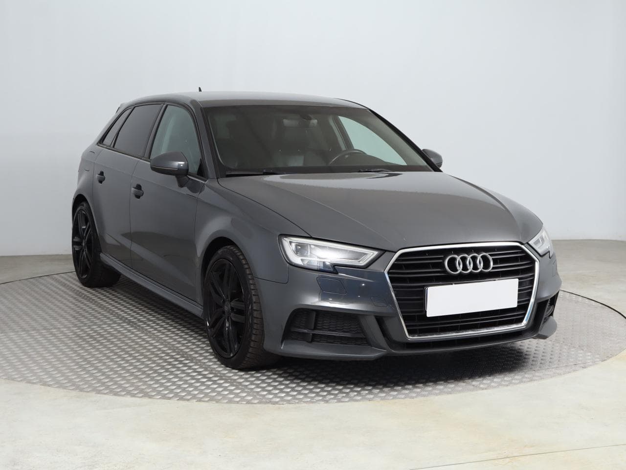 Audi A3 2.0 TDI 110kW hatchback