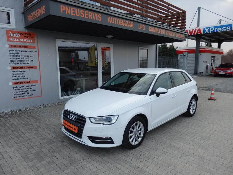Audi A3 SPORTBACK 1.6 TDI KLIMA hatchback