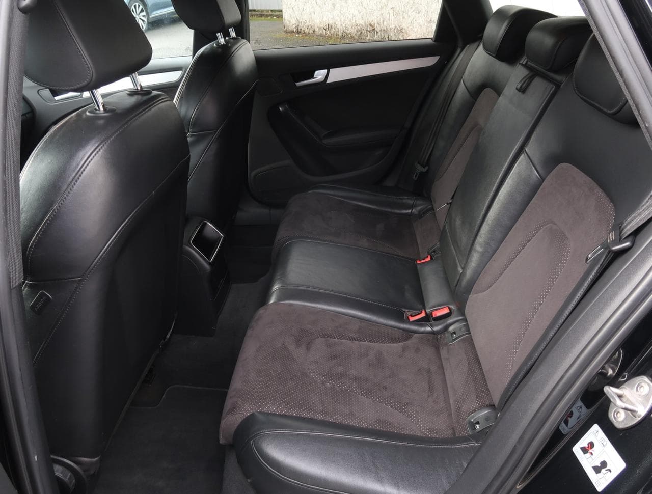 2011 Audi A4 - 15
