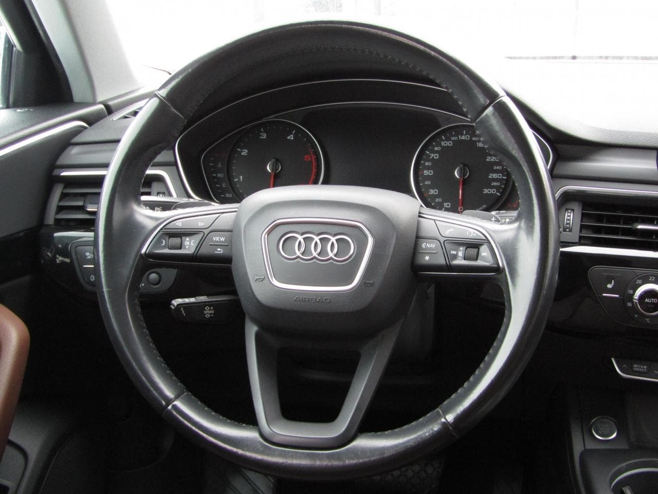 2017 Audi A4 - 14