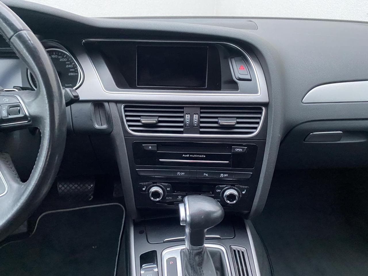 2013 Audi A4 - 12