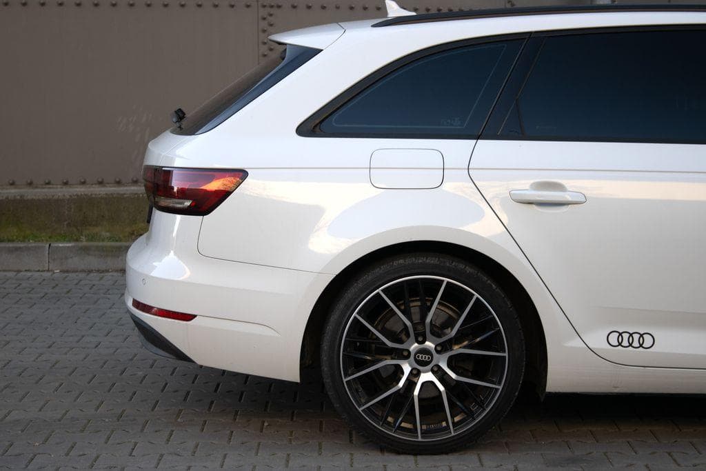 2016 Audi A4 - 7