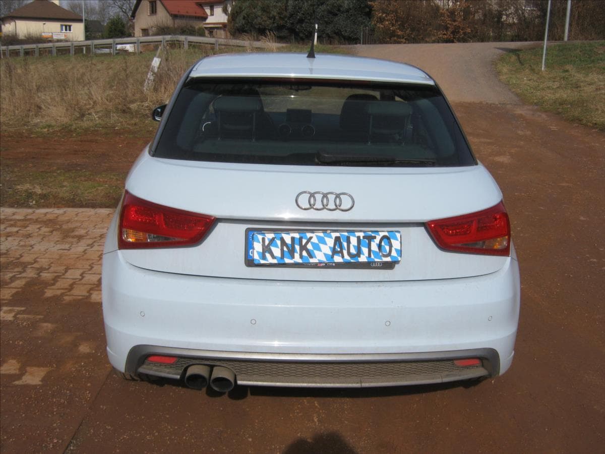 2011 Audi A1 - 5