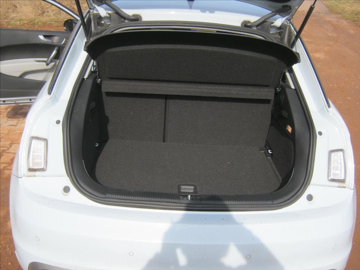 2011 Audi A1 - 12