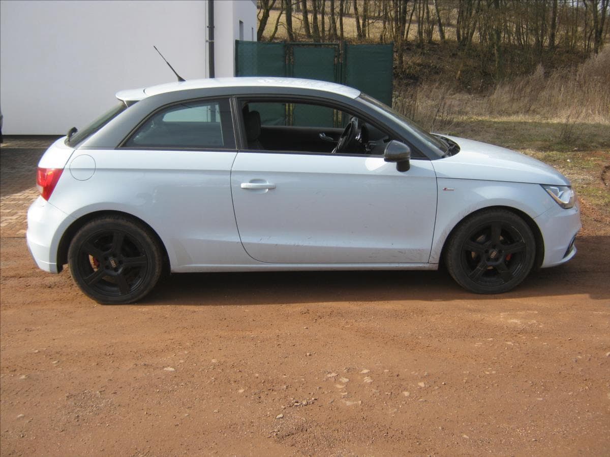 2011 Audi A1 - 7