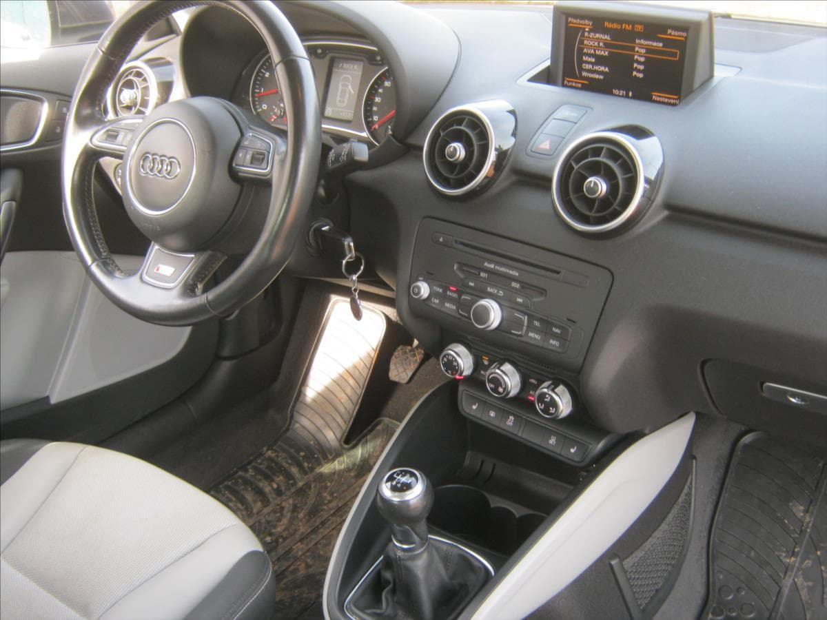 2011 Audi A1 - 16