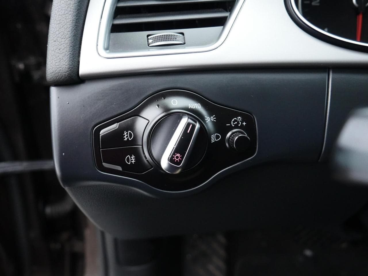 2013 Audi A4 - 18
