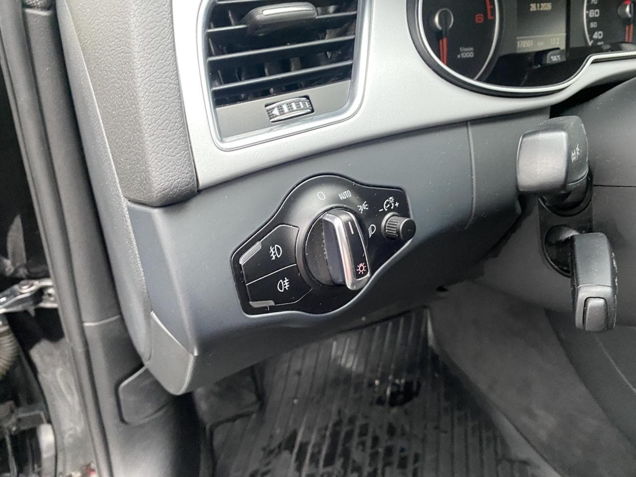 2015 Audi A4 - 16