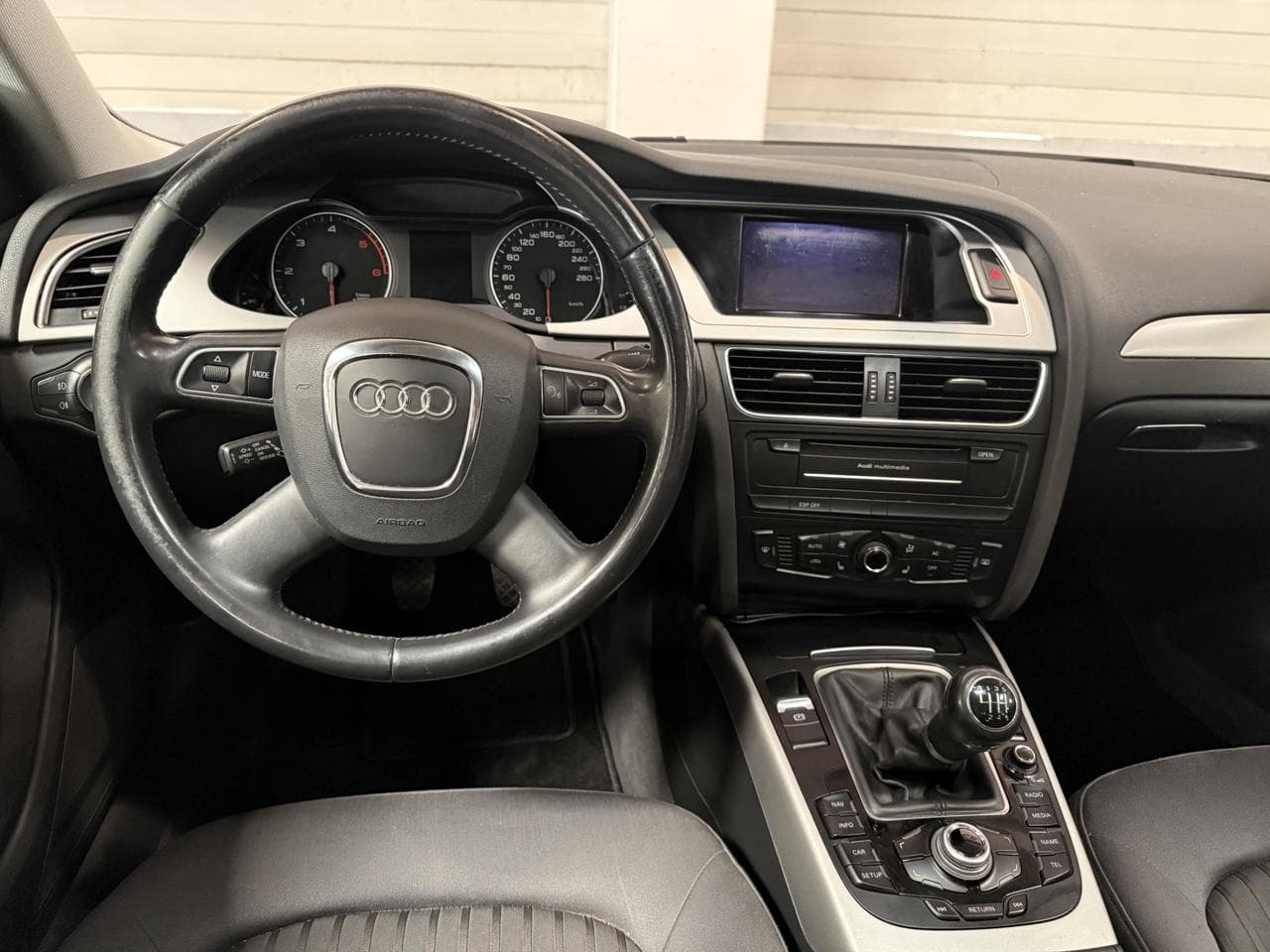 2010 Audi A4 - 15