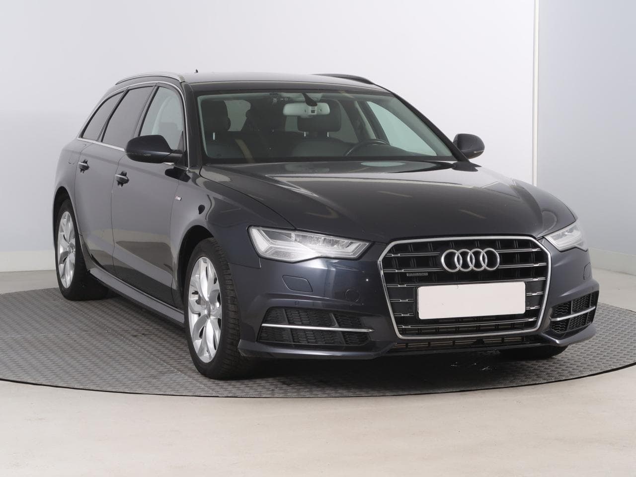 Audi A6 3.0 TDI 160kW kombi