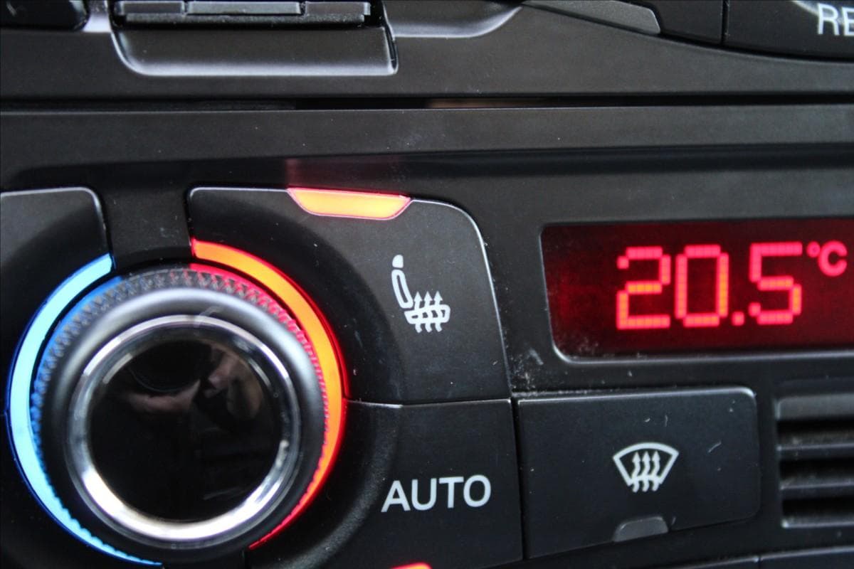 2010 Audi A4 - 14