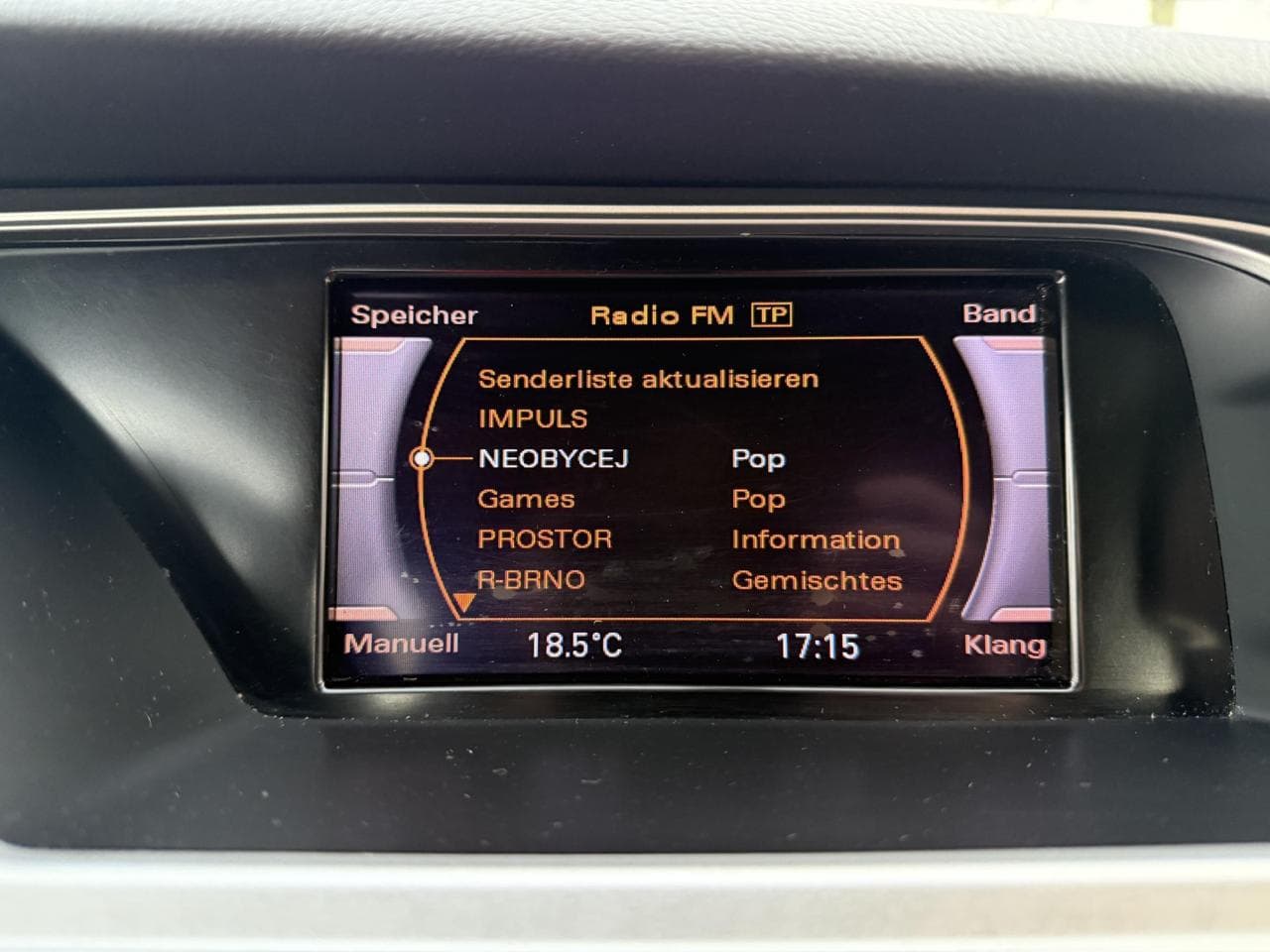 2011 Audi A4 - 13
