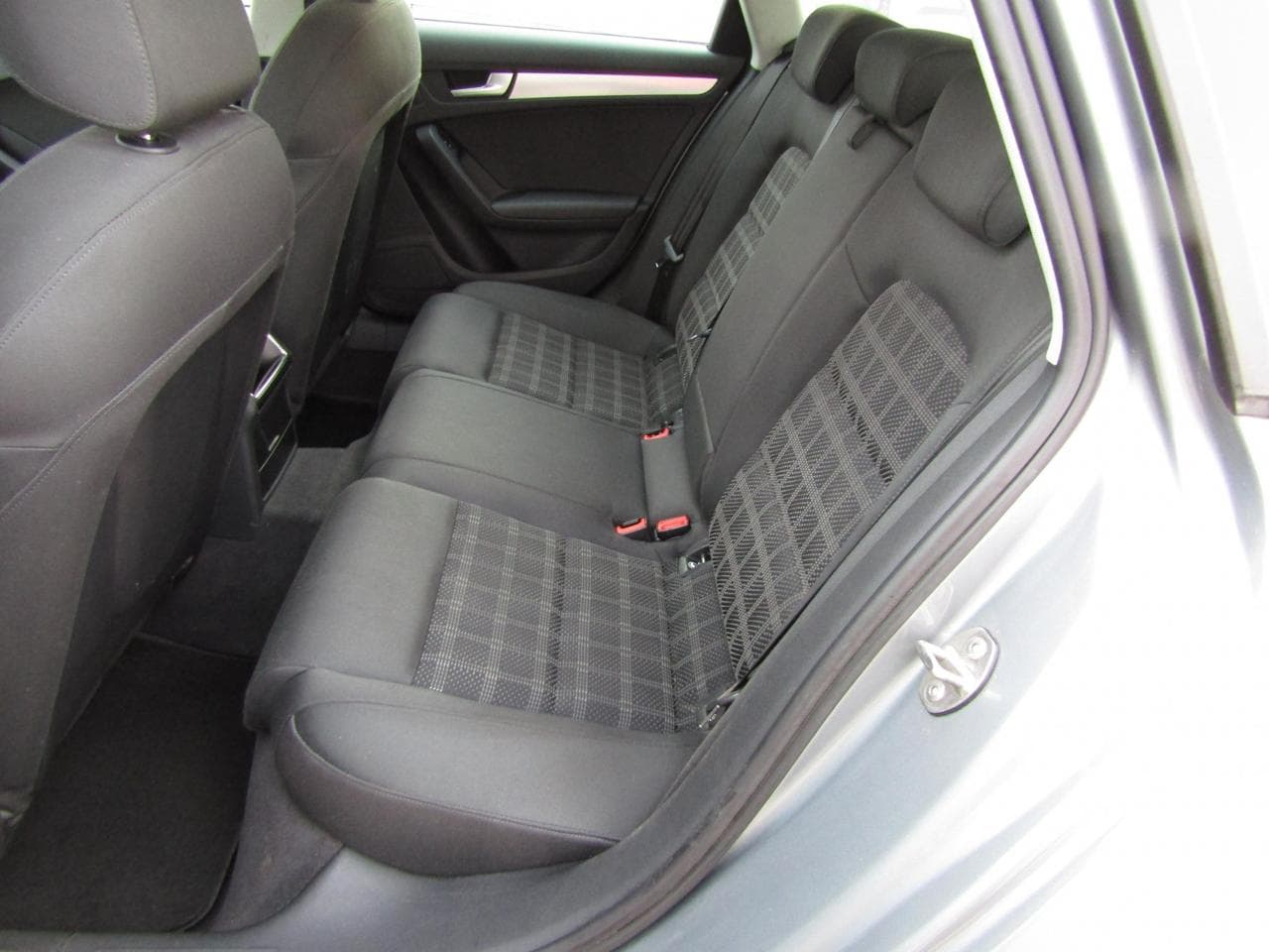 2011 Audi A4 - 10