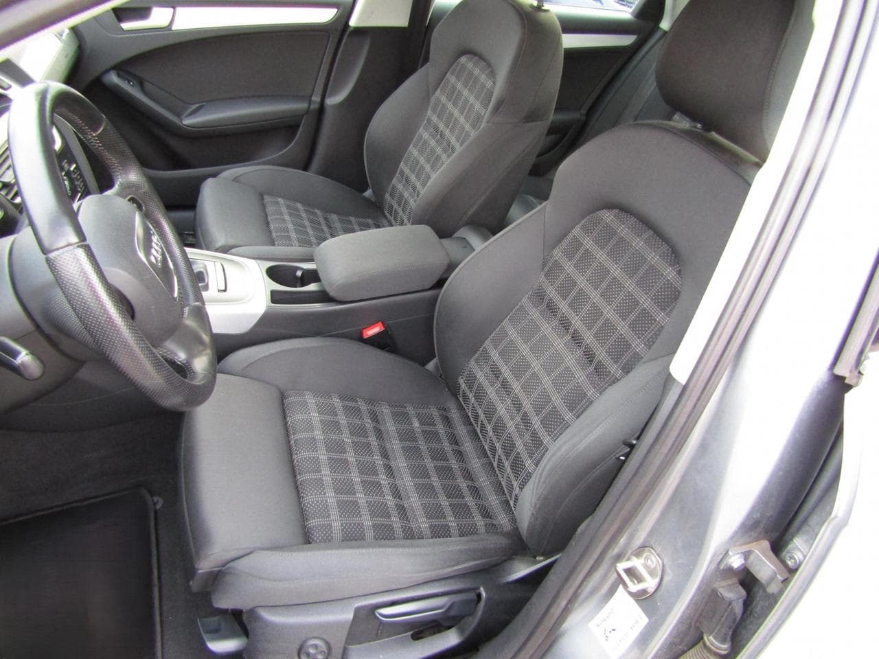2011 Audi A4 - 9