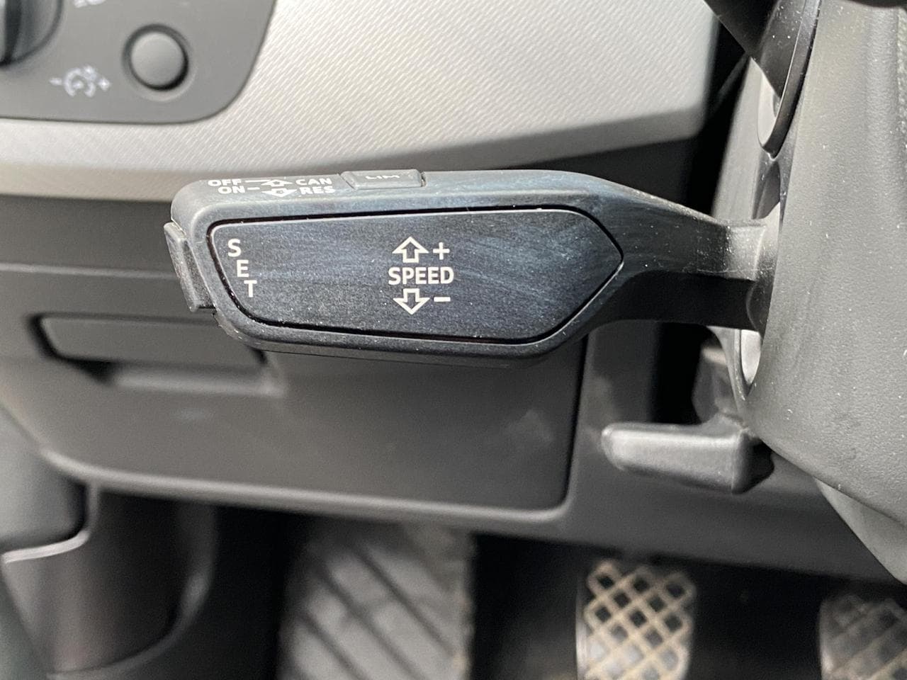 2016 Audi A4 - 13