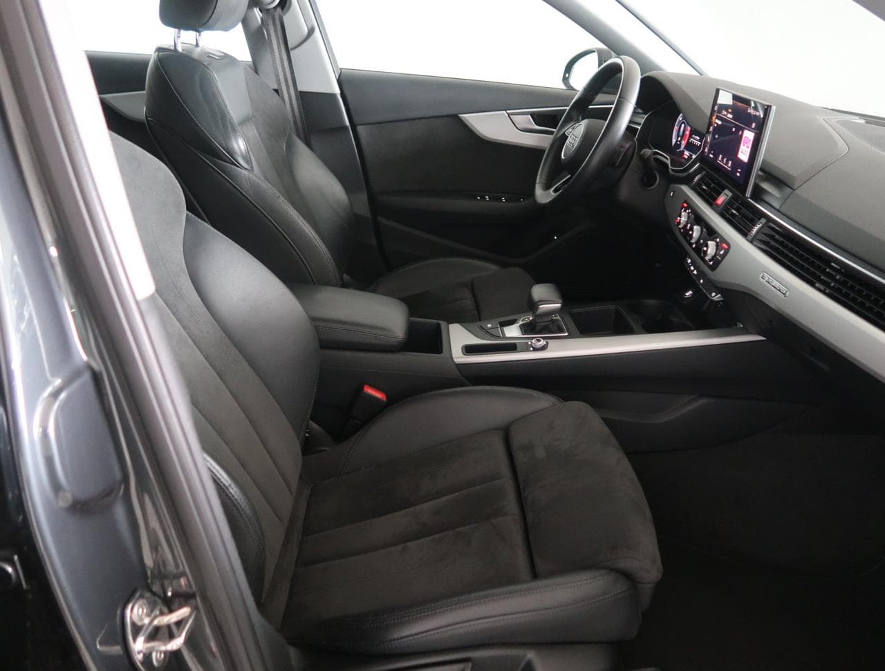 2020 Audi A4 - 12