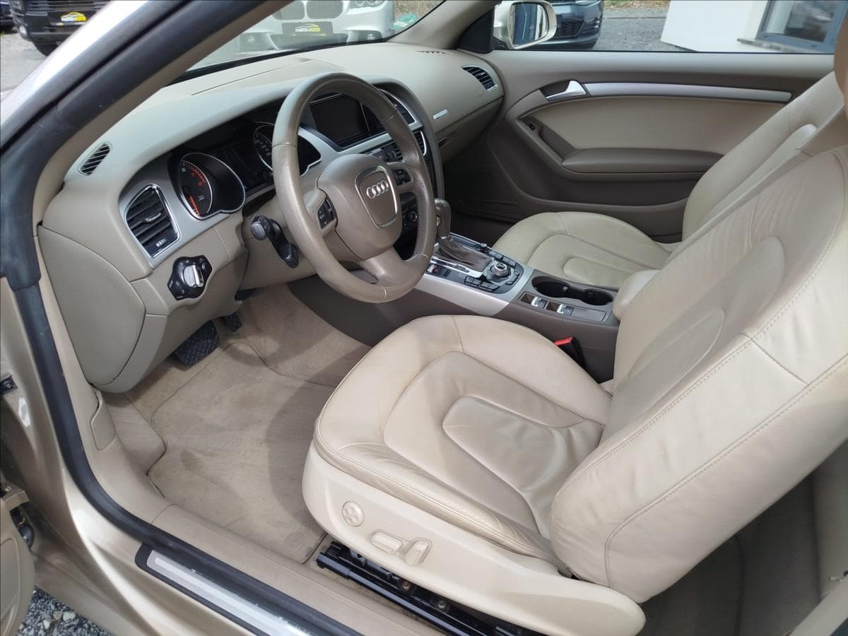 2010 Audi A5 - 13