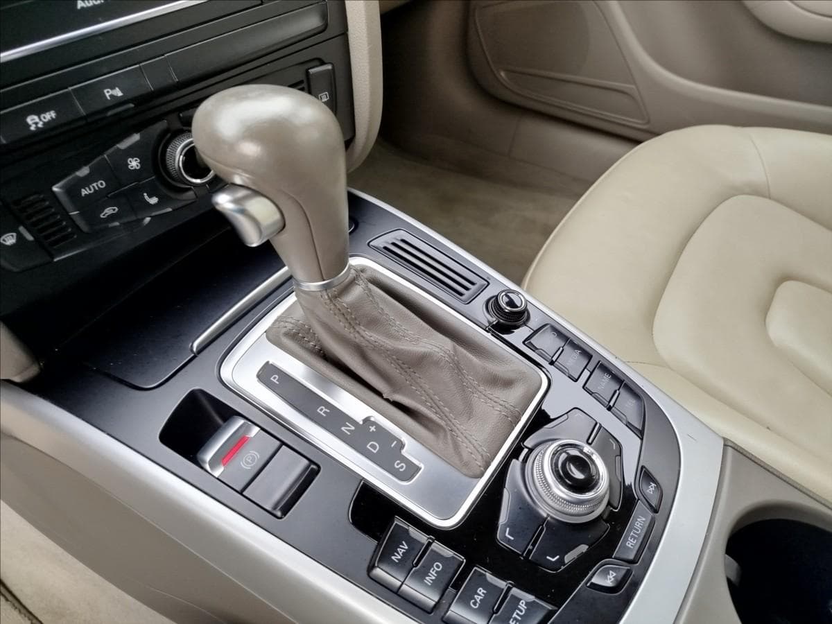 2010 Audi A5 - 20