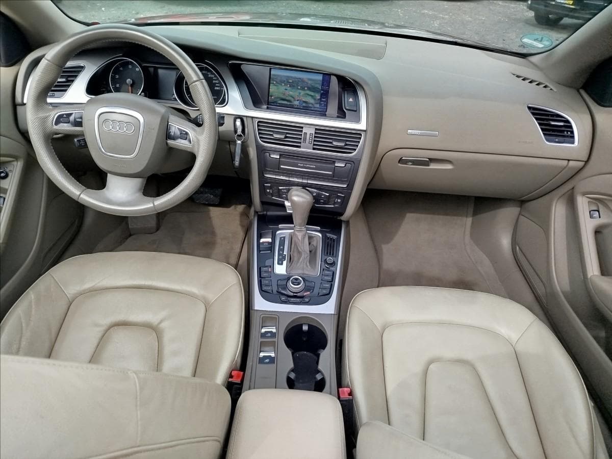 2010 Audi A5 - 17