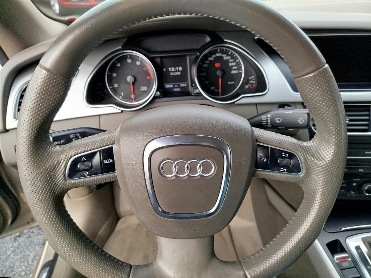2010 Audi A5 - 18