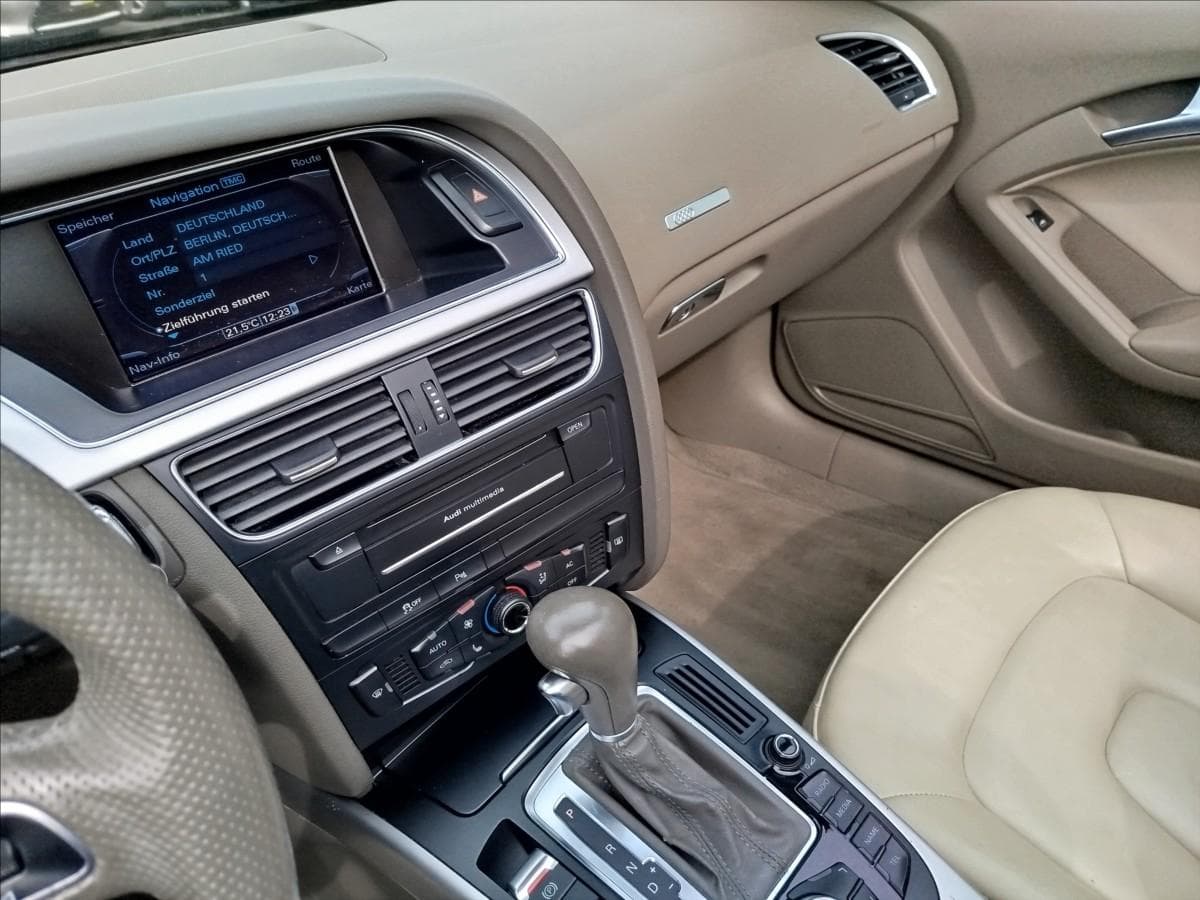 2010 Audi A5 - 19