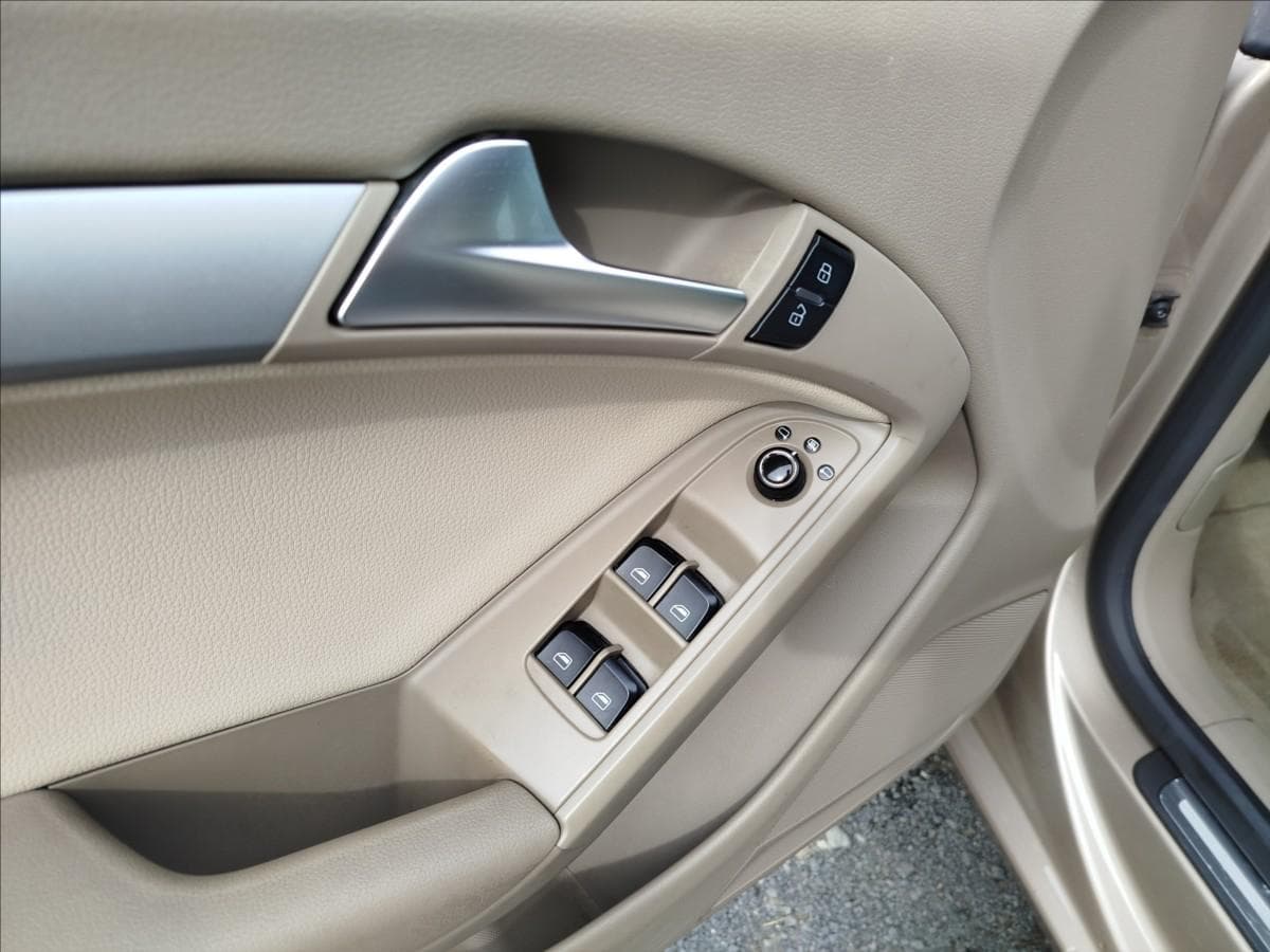 2010 Audi A5 - 12