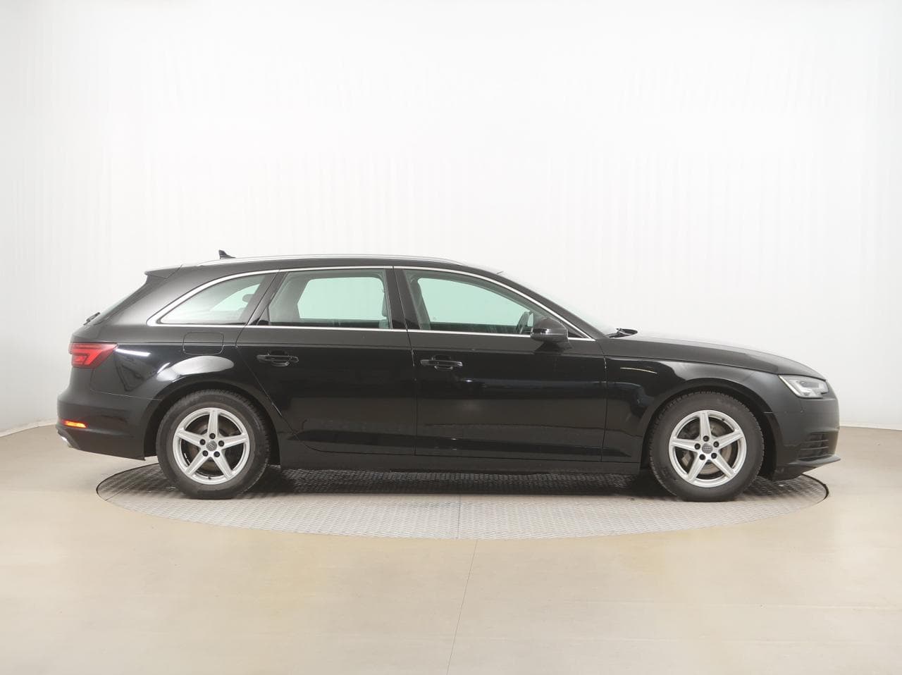 2018 Audi A4 - 8