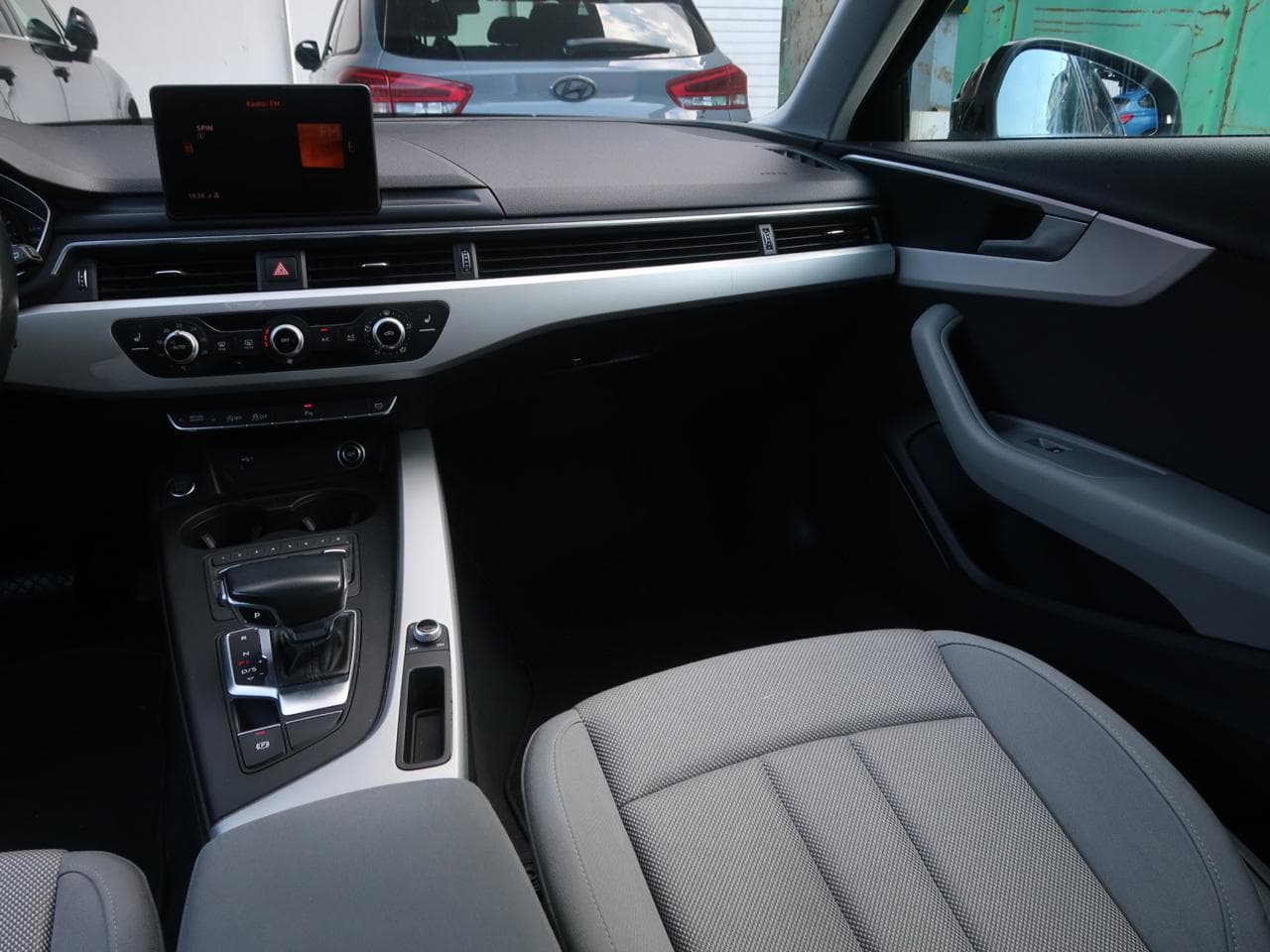 2018 Audi A4 - 11