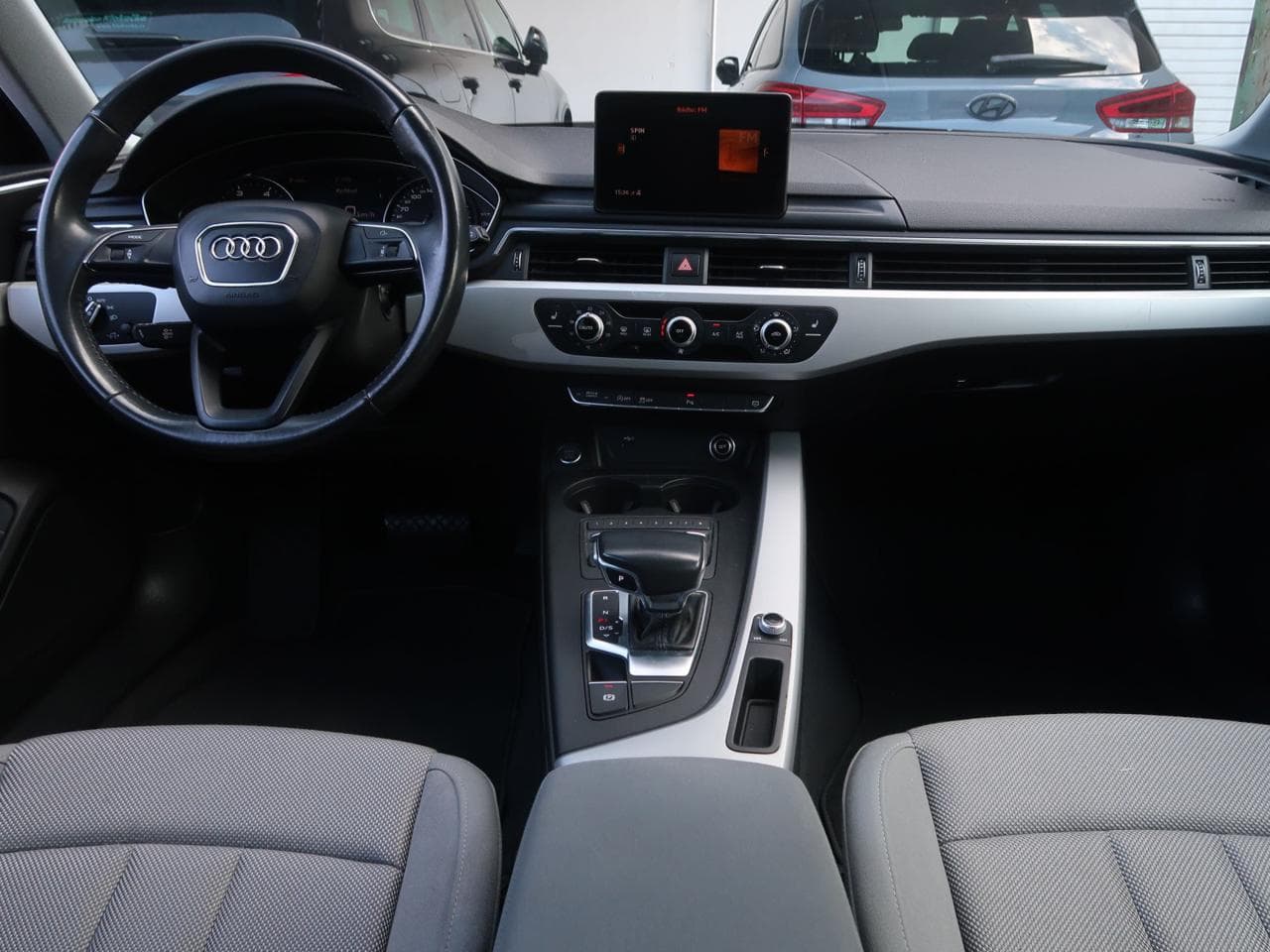 2018 Audi A4 - 10