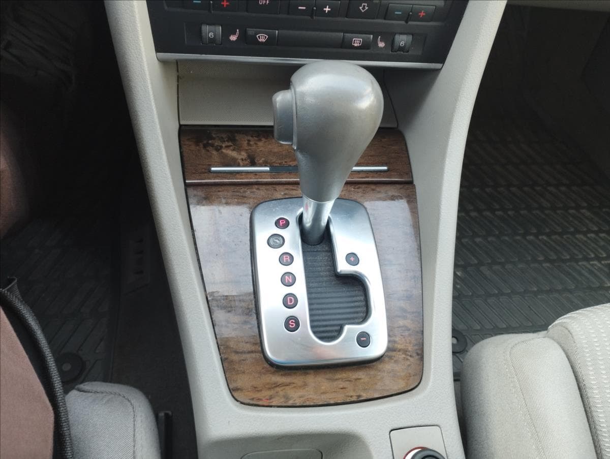 2006 Audi A4 - 13