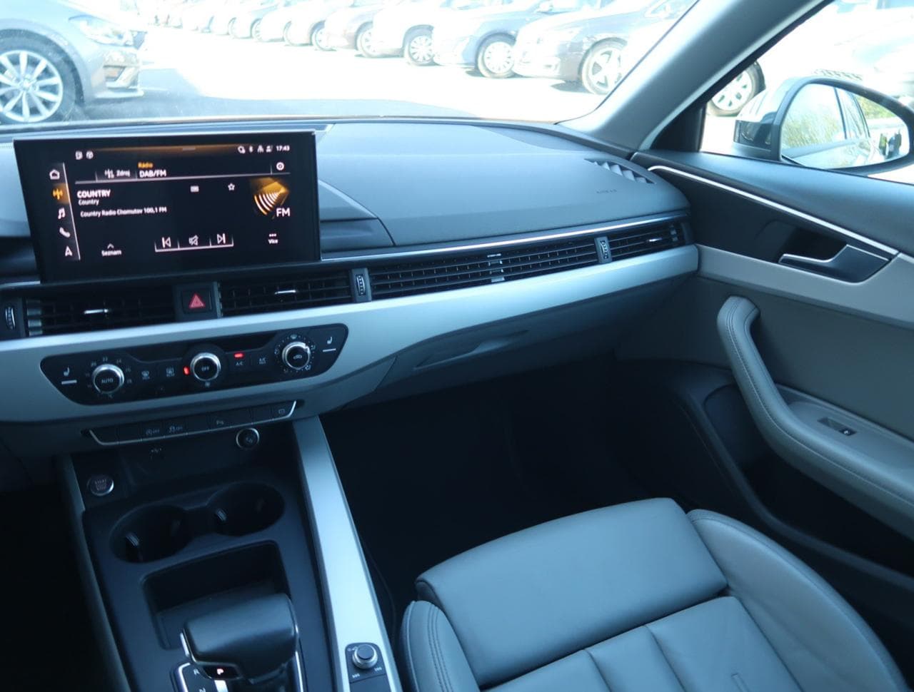 2020 Audi A4 - 12