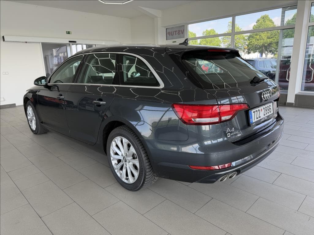 2017 Audi A4 - 10