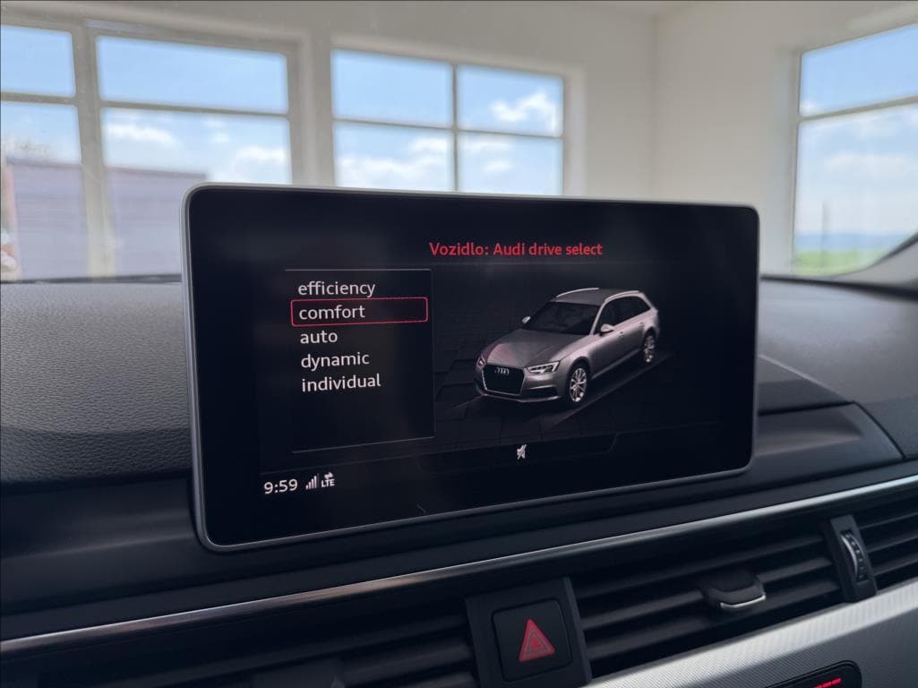 2017 Audi A4 - 26