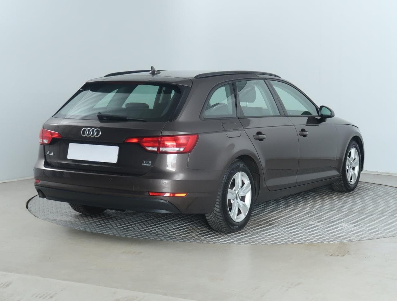 2018 Audi A4 - 7