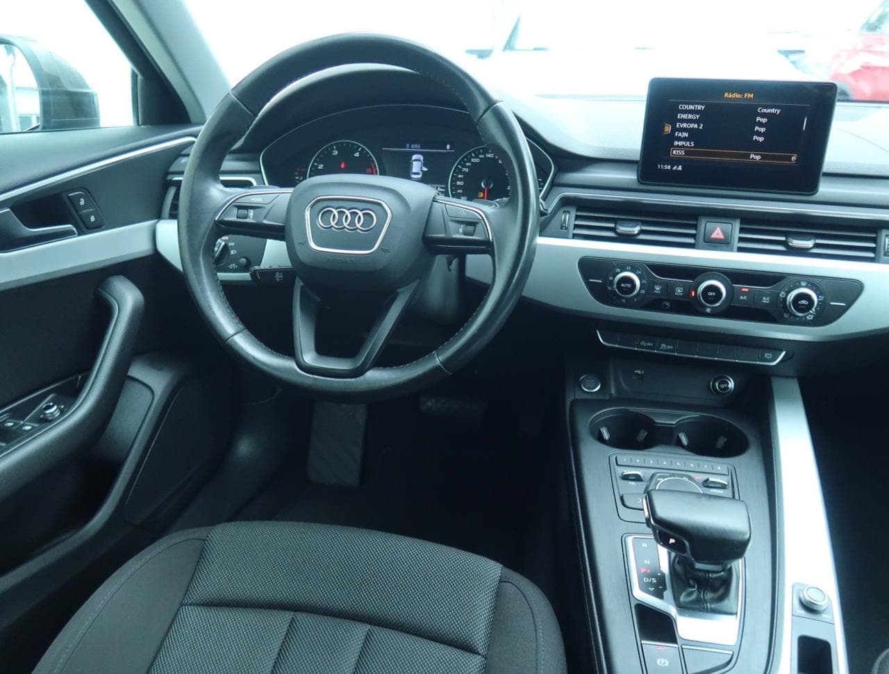 2018 Audi A4 - 9