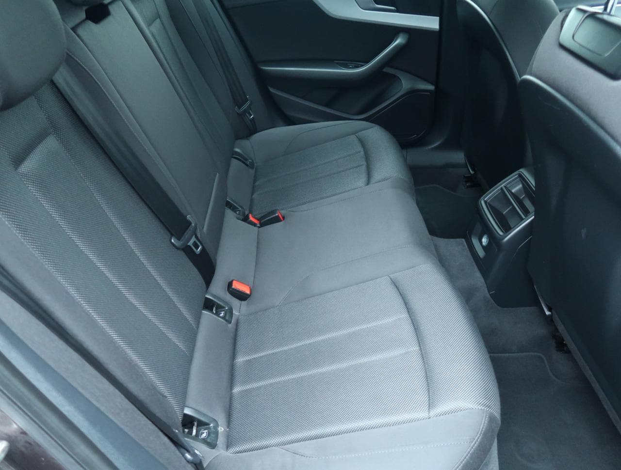 2018 Audi A4 - 13