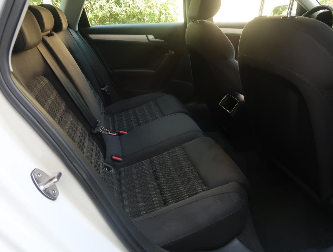 2013 Audi A4 - 13