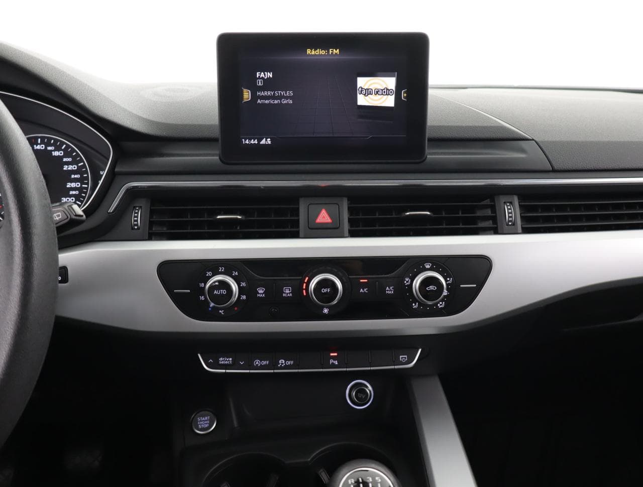 2017 Audi A4 - 17
