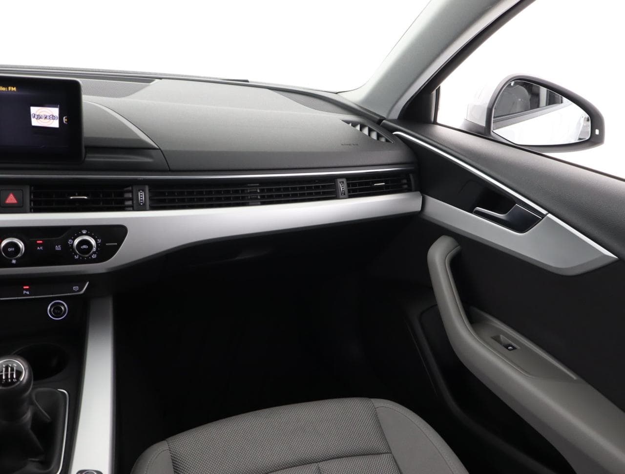 2017 Audi A4 - 11