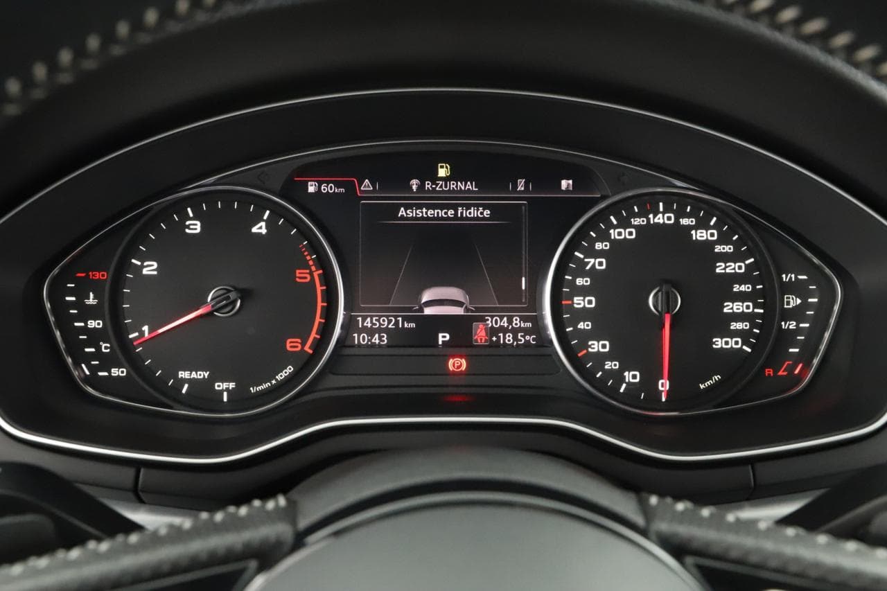 2016 Audi A4 - 27