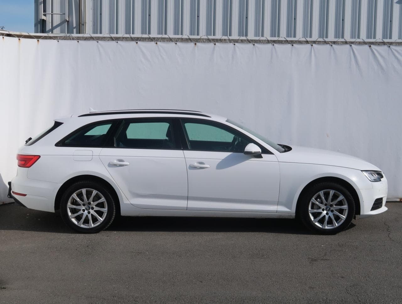 2016 Audi A4 - 15