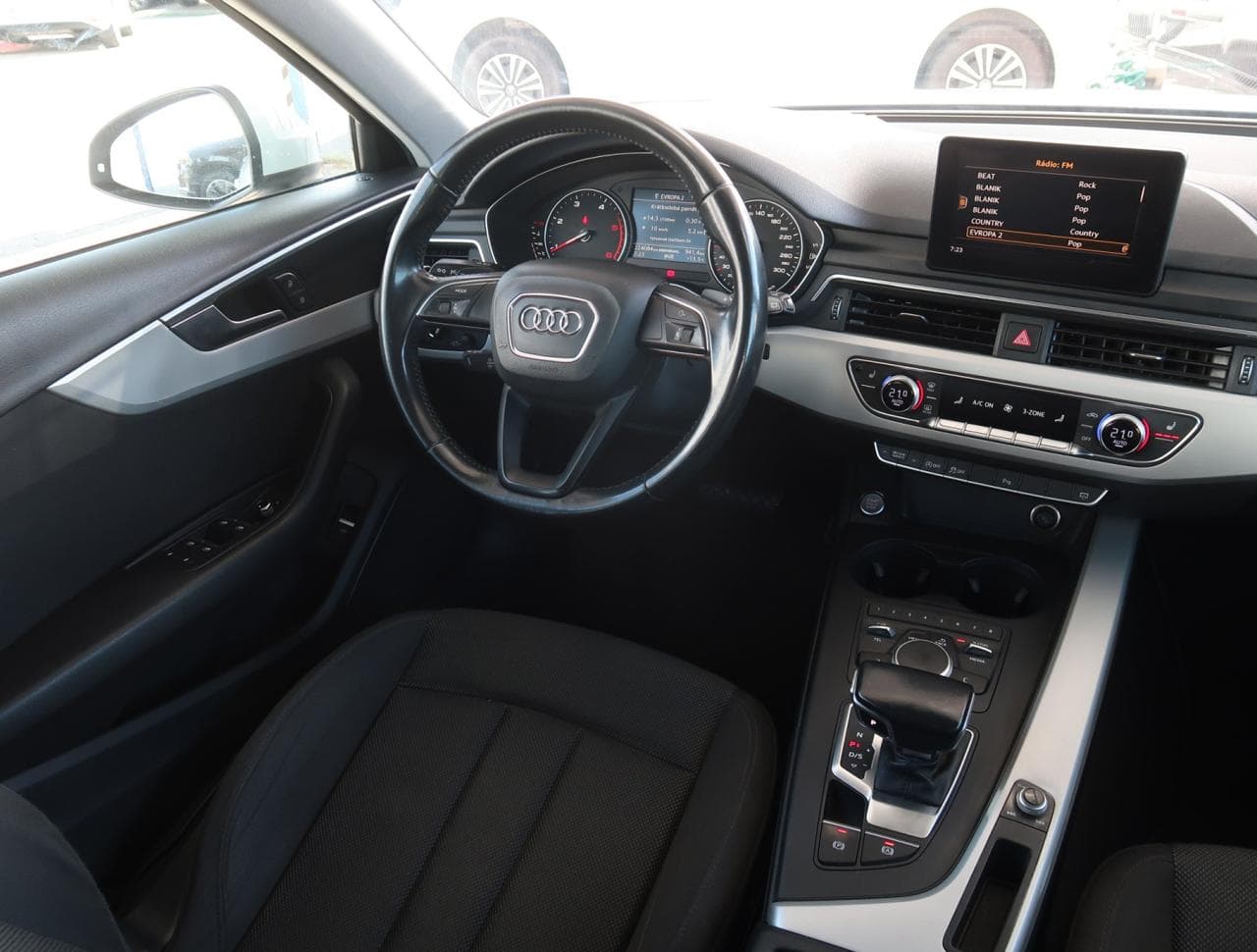 2016 Audi A4 - 17