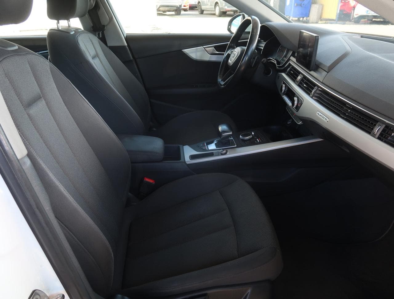 2016 Audi A4 - 23